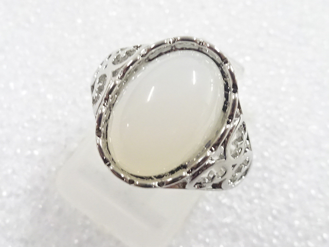 JAPANESE KIMONO / ANTIQUE COLORED STONE RING (SIZE 11)